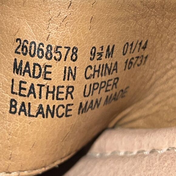 Clarks Tan Leather Sandals Comfortable Summer Footwear Size 9 1/2 - Picture 5 of 5